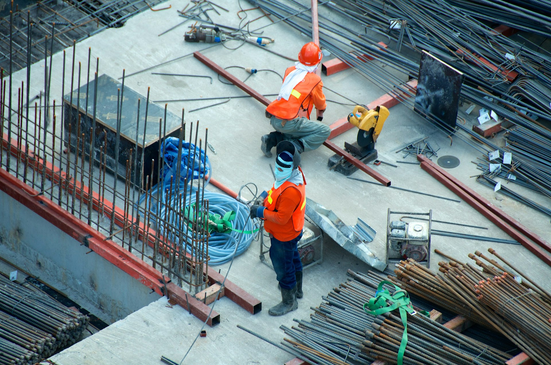 CONFICON Handwerker auf der Baustelle